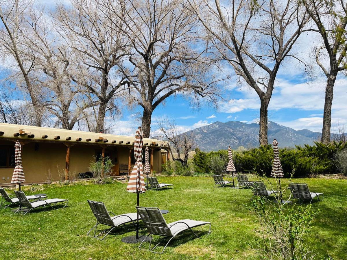 Hacienda Del Sol Bed & Breakfast Taos Eksteriør bilde